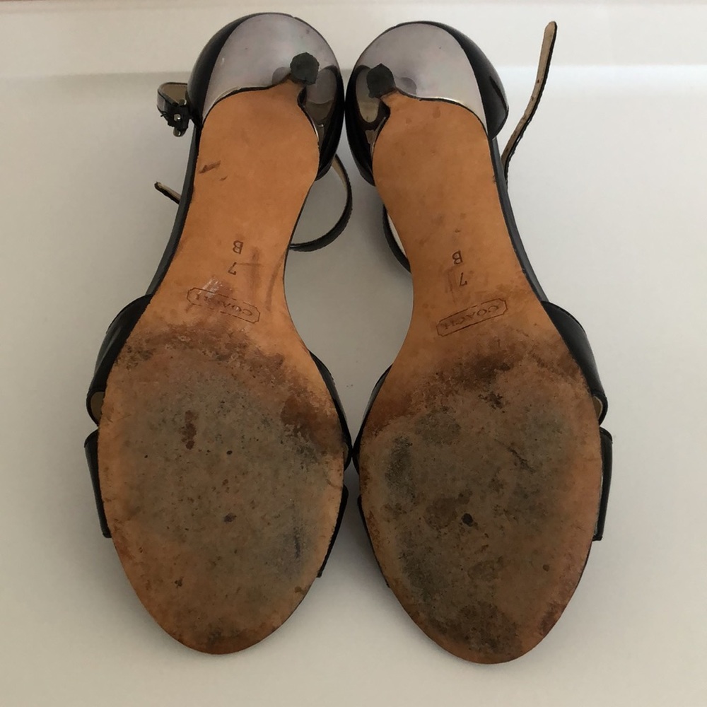 Coach - Picture 4 of 6